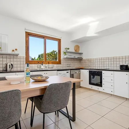 Erato Gardens Modern By Vichy Holidays *