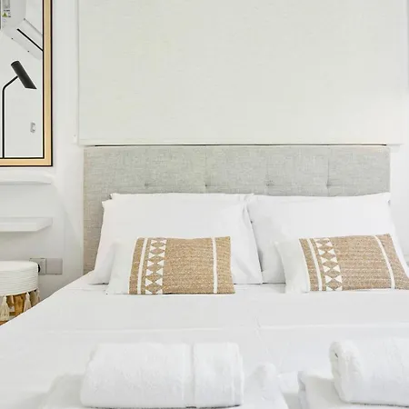 Erato Gardens Modern By Vichy Holidays