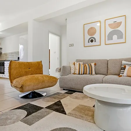 Erato Gardens Modern By Vichy Holidays بافوس